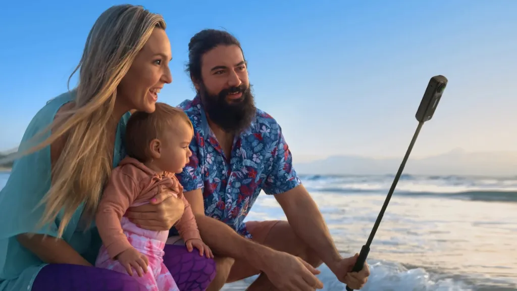 Invisible Selfie Stick